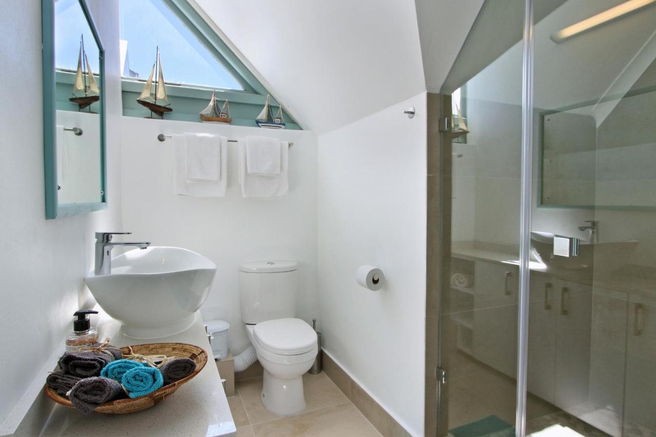 Apartment 6 Jamaica *